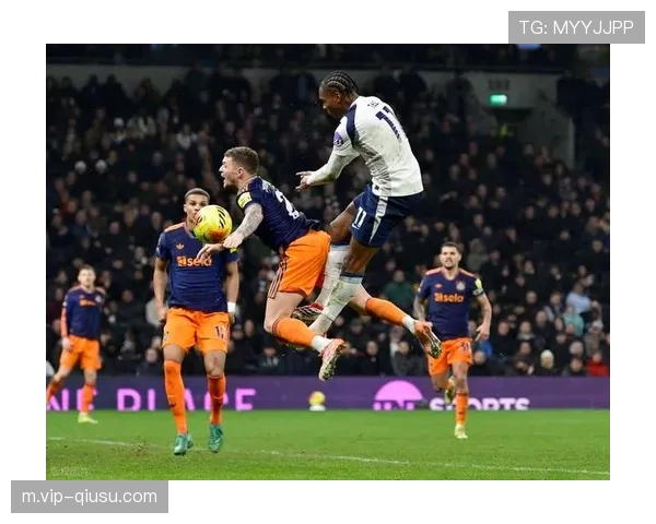 热刺球员合同暗藏降级降薪50%条款，财务危机加剧更衣室动荡